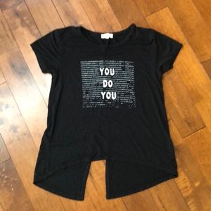 Tuck Tate black tee shirt kids size L 10-12